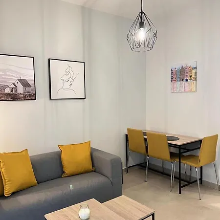 Embassy - I1 Apartment *